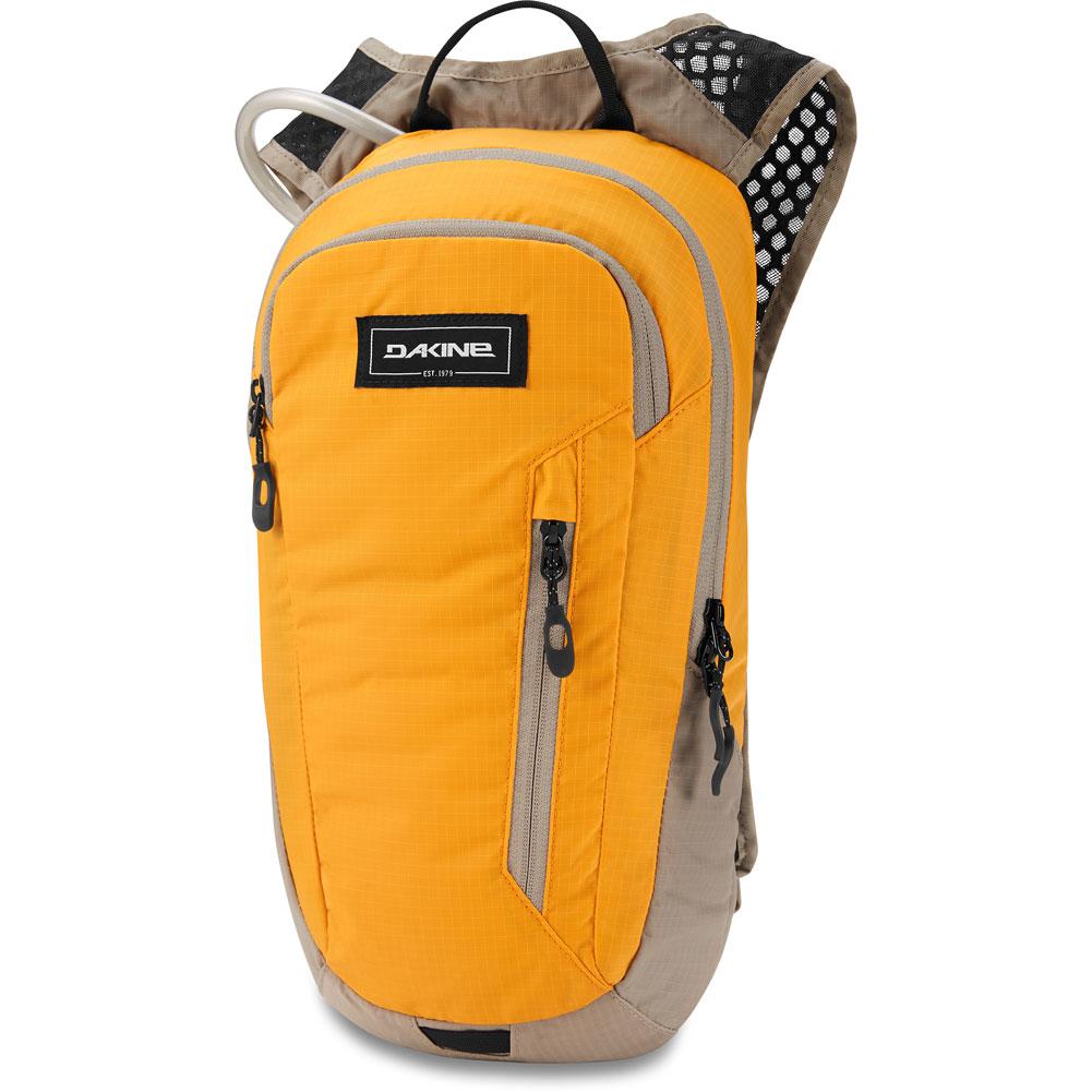 dakine shuttle hydration pack